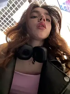 Lily  Belle online show from 10, 3, 2025