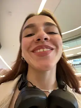 Lily  Belle online show from 9, 9, 2025