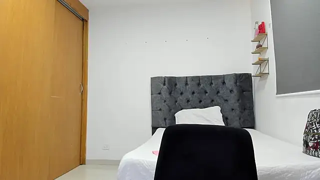 Samanthagax online show from 26, 10, 2025