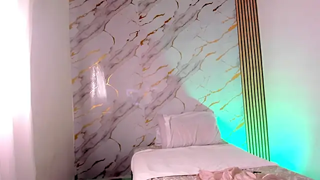 coralcarter1 online show from 13, 11, 2025