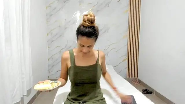 coralcarter1 online show from 8, 2, 2026