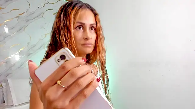 coralcarter1 online show from 21, 11, 2025