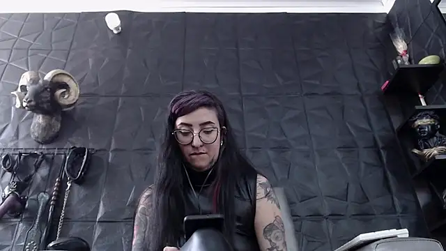 Snapshot of Agata_Darkness chatting on 28, 4, 2026 Agata Darkness online show from 28, 4, 2026