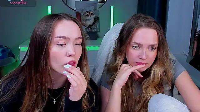 Evia r0se online show from 7, 3, 2026