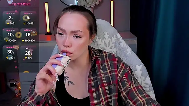 Evia r0se online show from 14, 1, 2026