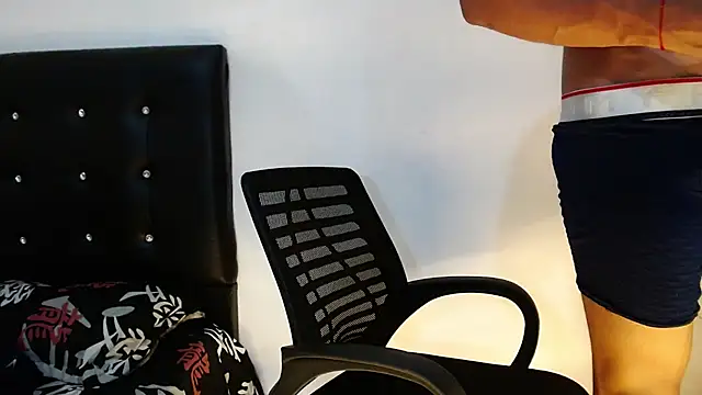 Snapshot of JacksonCooper1 chatting on 22, 1, 2025 JacksonCooper1 online show from 22, 1, 2025