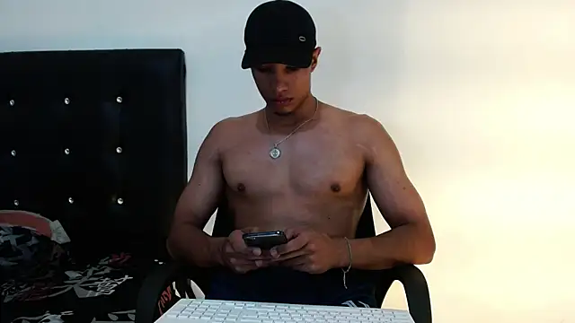 Snapshot of JacksonCooper1 chatting on 15, 2, 2025 JacksonCooper1 online show from 15, 2, 2025