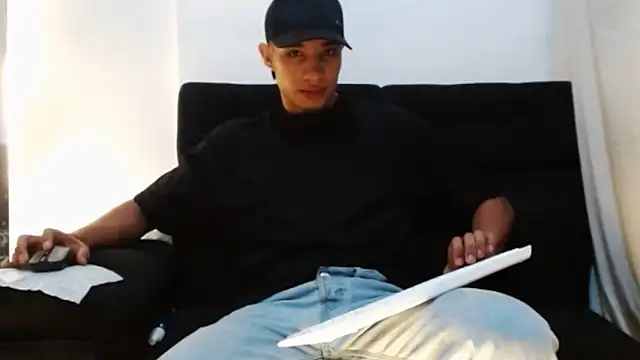 Snapshot of JacksonCooper1 chatting on 6, 1, 2025 JacksonCooper1 online show from 6, 1, 2025