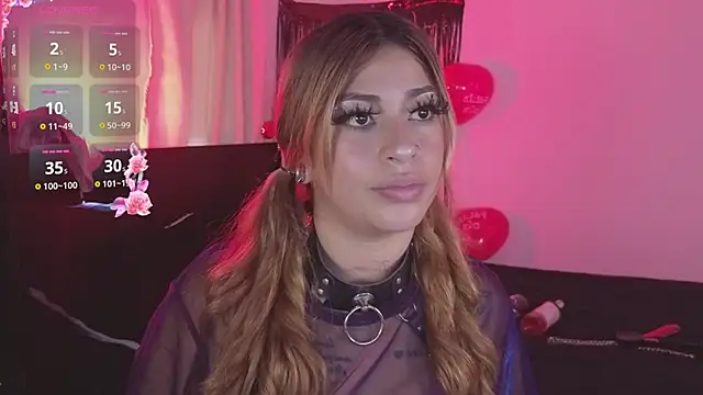 Snapshot of amy_nicolee chatting on 14, 11, 2025 amy nicolee online show from 14, 11, 2025