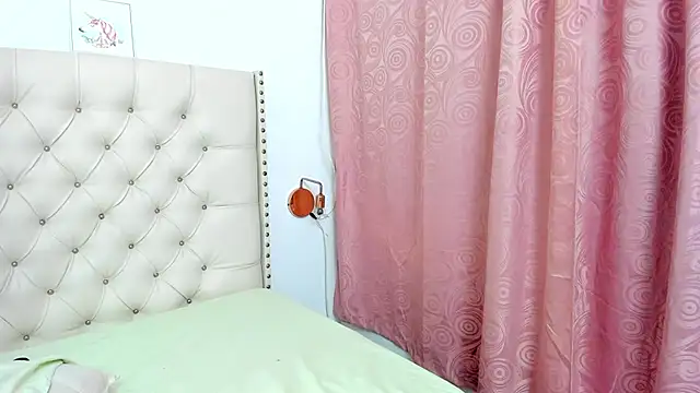 Kim Eli online show from 30, 1, 2025