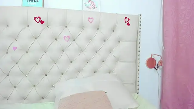 Kim Eli online show from 7, 3, 2025