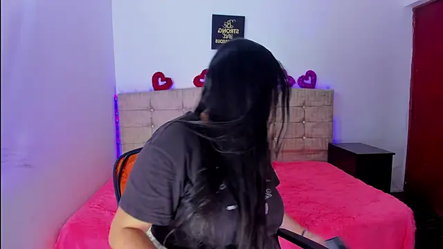 Snapshot of Catherine_summer1 chatting on 18, 11, 2025 Catherine summer1 online show from 18, 11, 2025