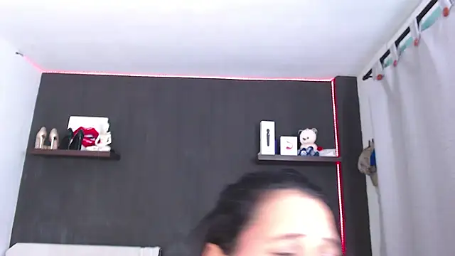 SusanLeroy online show from 19, 4, 2026