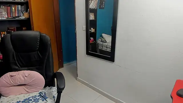 peanut tangerine online show from 12, 2, 2026