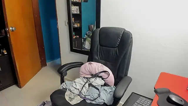 peanut tangerine online show from 11, 1, 2026