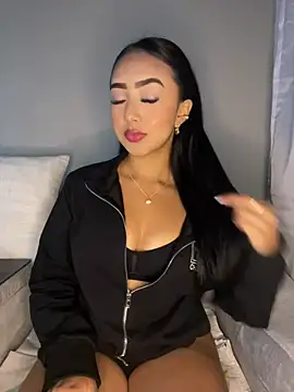 SOPHIACANDY19  online show from 5, 3, 2025