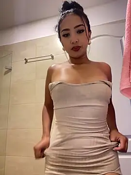 SOPHIACANDY19  online show from 17, 5, 2026