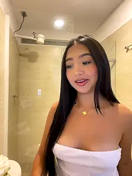 SOPHIACANDY19  online show from 7, 11, 2025