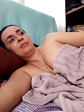 Samantha Sullivan  online show from 29, 10, 2025