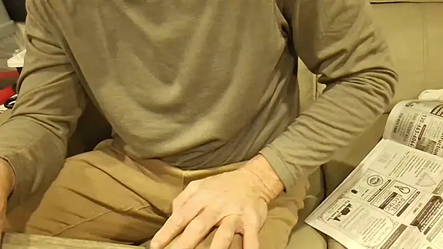 overaveragefreak4you online show from 10, 3, 2026