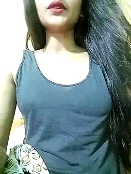 MISSQUEEN48 online show from 19, 3, 2025