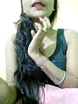 MISSQUEEN48 online show from 13, 2, 2025