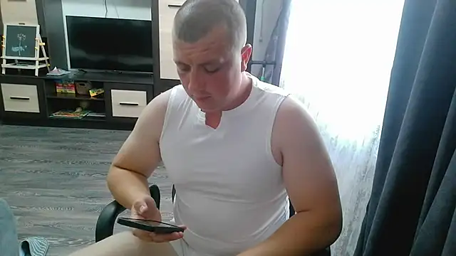 Snapshot of gamblingbum chatting on 11, 6, 2026 gamblingbum online show from 11, 6, 2026