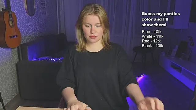 Snapshot of Kira_Citro chatting on 13, 9, 2025 Kira Citro online show from 13, 9, 2025