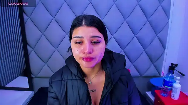 venusowen  online show from 13, 1, 2026