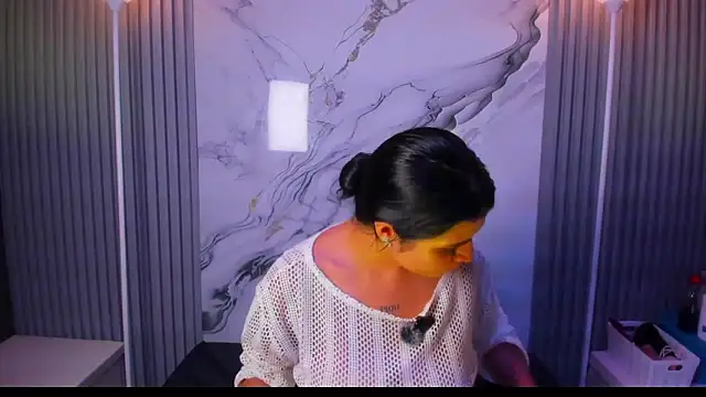 venusowen  online show from 3, 3, 2026