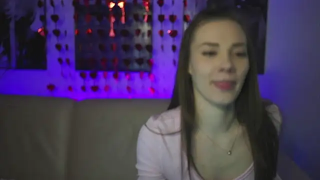 StephanieNeeson online show from 19, 2, 2025