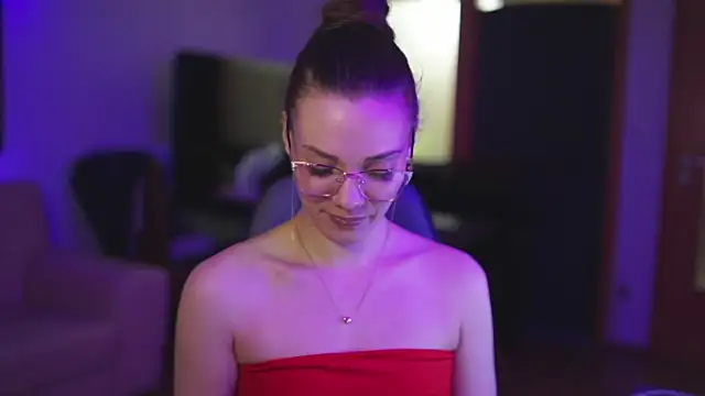 StephanieNeeson online show from 22, 2, 2025