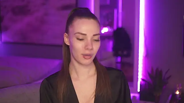 StephanieNeeson online show from 28, 12, 2024