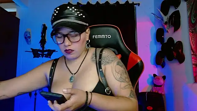 LilithSharon online show from 9, 1, 2026