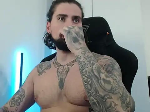 MateoHunk online show from 25, 10, 2025