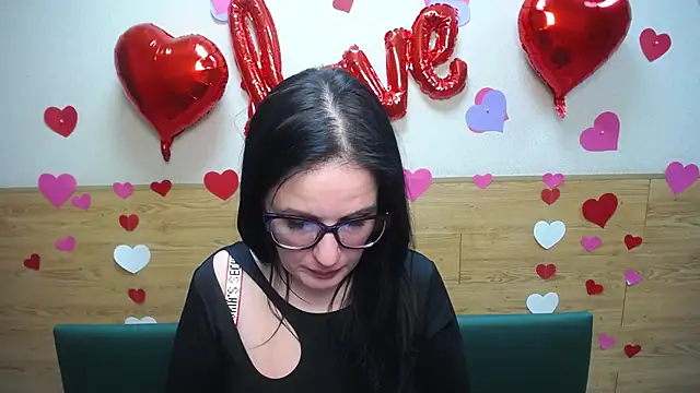 TayaBoret online show from 15, 2, 2025