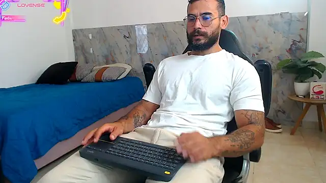 hanz col online show from 4, 11, 2025