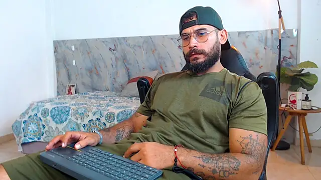 hanz col online show from 26, 11, 2025