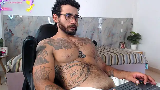 Snapshot of hanz_col chatting on 14, 5, 2026 hanz col online show from 14, 5, 2026