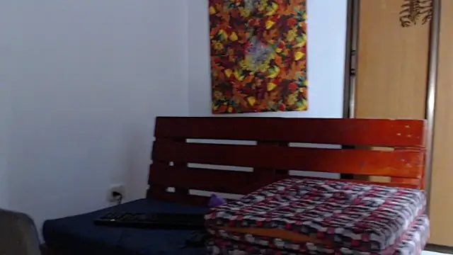 Keeny16 online show from 11, 1, 2025