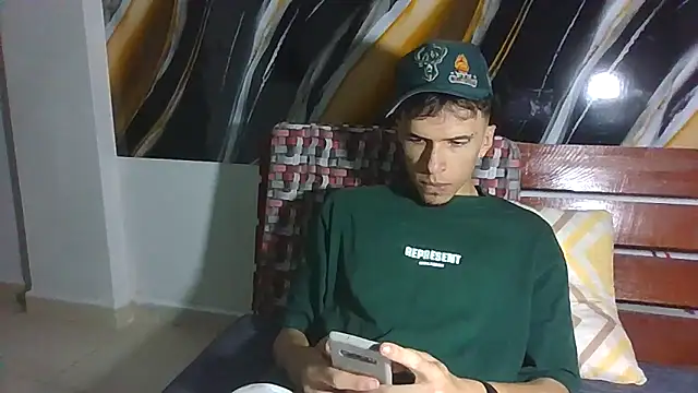 Keeny16 online show from 20, 10, 2025