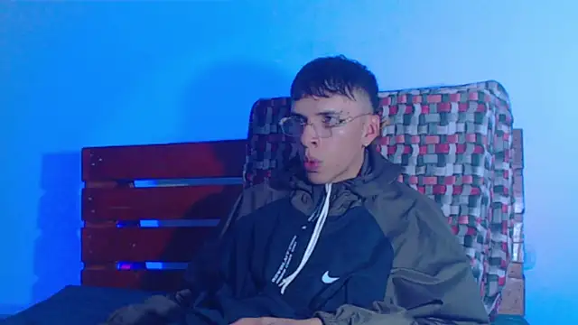 Keeny16 online show from 25, 2, 2025