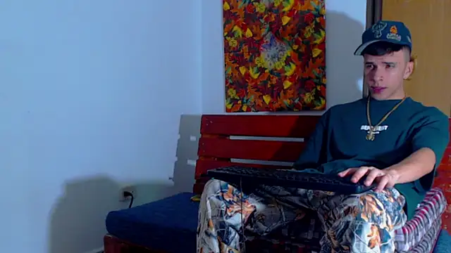 Keeny16 online show from 5, 1, 2025