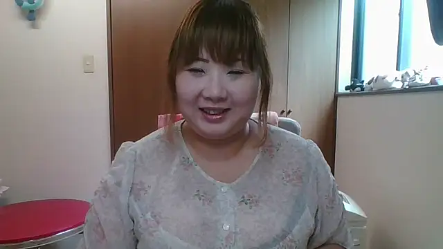 SAKU-RA-chan online show from 13, 9, 2025