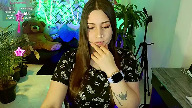 alana rose18 online show from 28, 2, 2025