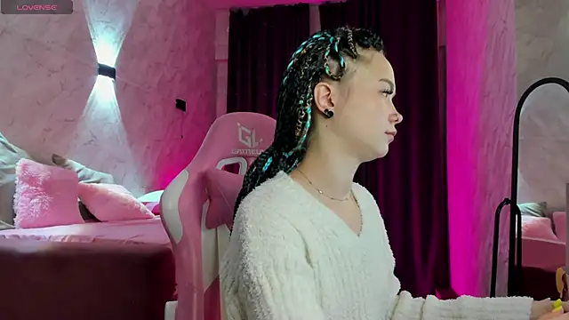 Kira yoon online show from 13, 11, 2025