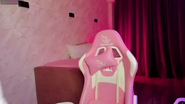 Kira yoon online show from 25, 11, 2025