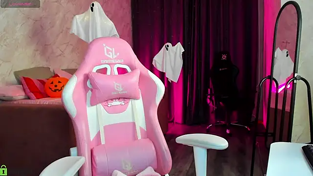 Kira yoon online show from 28, 10, 2025