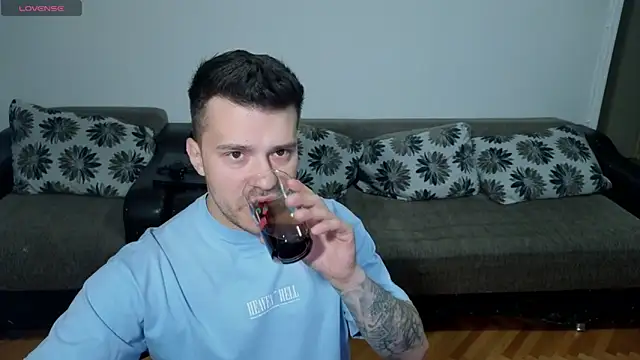 JohnnyStepBro online show from 18, 4, 2026