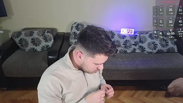 Snapshot of JohnnyStepBro chatting on 13, 12, 2024 JohnnyStepBro online show from 13, 12, 2024